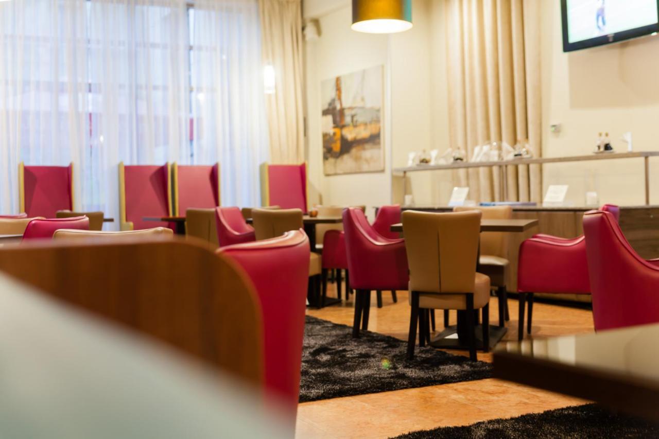 Wyndham Cluj Hotel Exterior photo